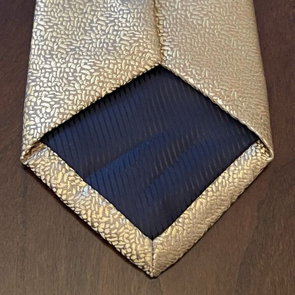 Hi Tie Gold Hand Made 100% Silk Men’s Neck Tie - Picture 2 of 9